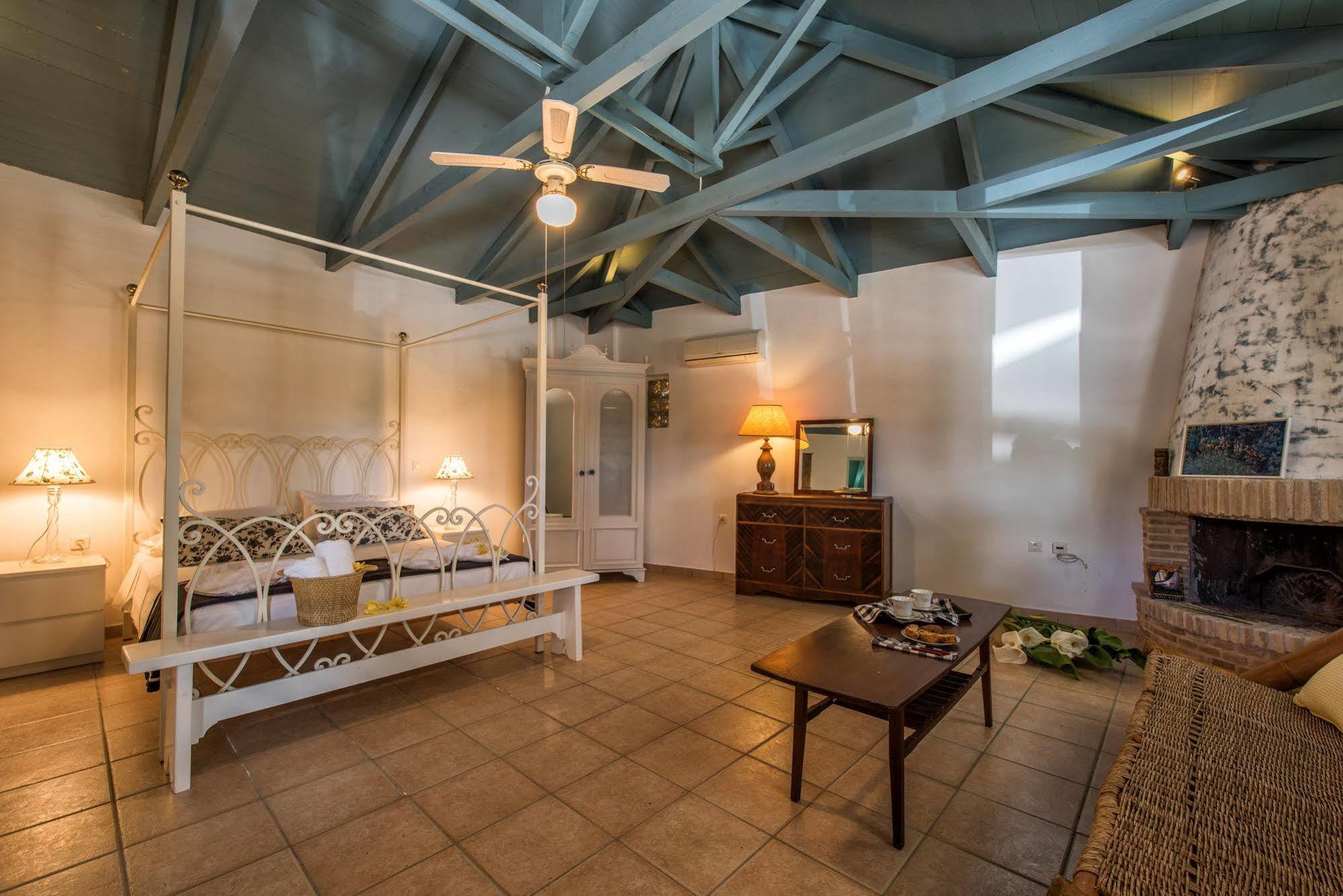 Sarakino House Of Literature Villa Agios Dimitrios  ภายนอก รูปภาพ