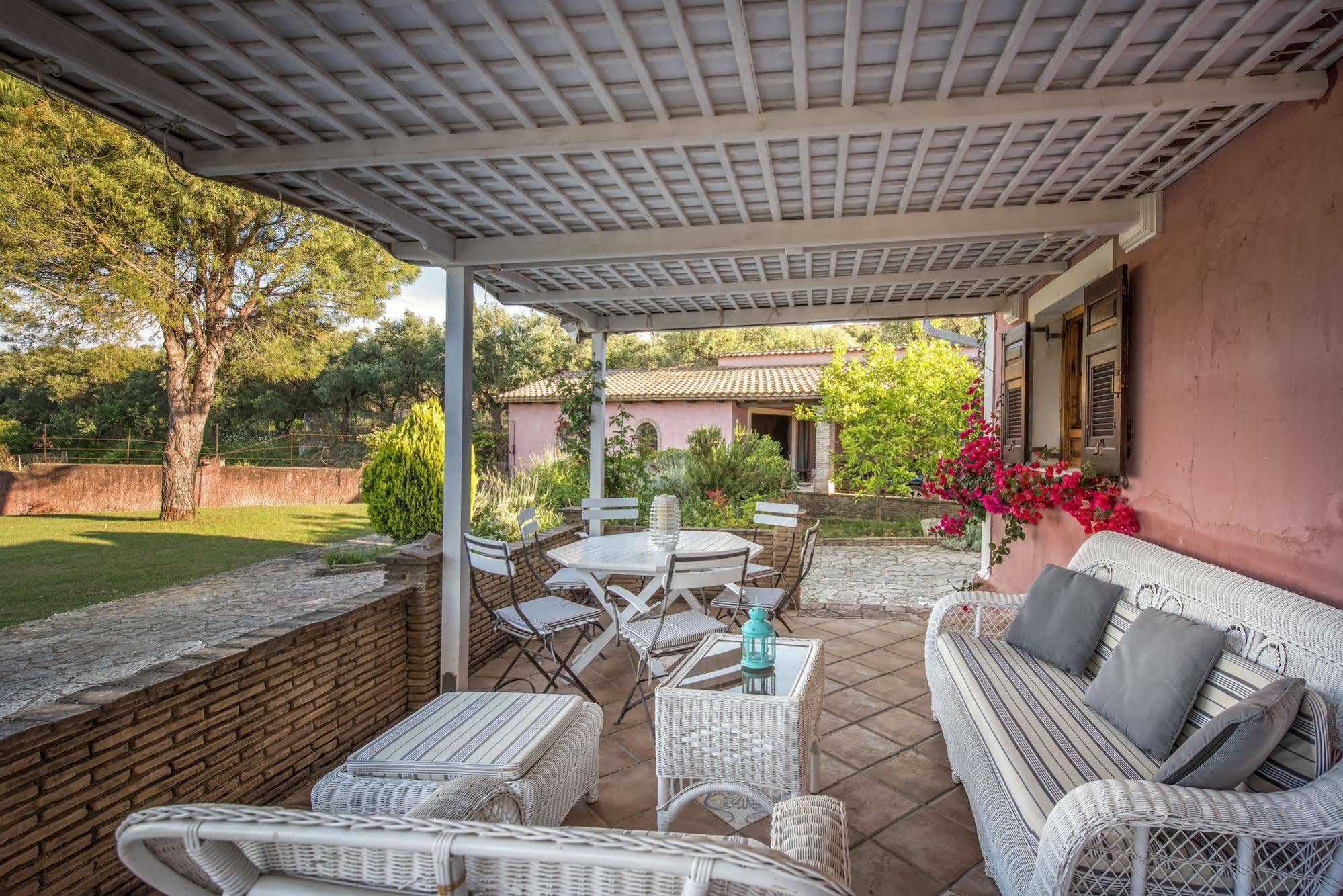 Sarakino House Of Literature Villa Agios Dimitrios  ภายนอก รูปภาพ